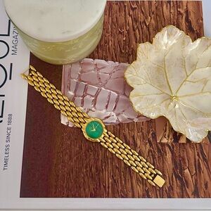 Oscar de la Renta Vintage Green Malachite Gold Tone Watch 24mm 90s